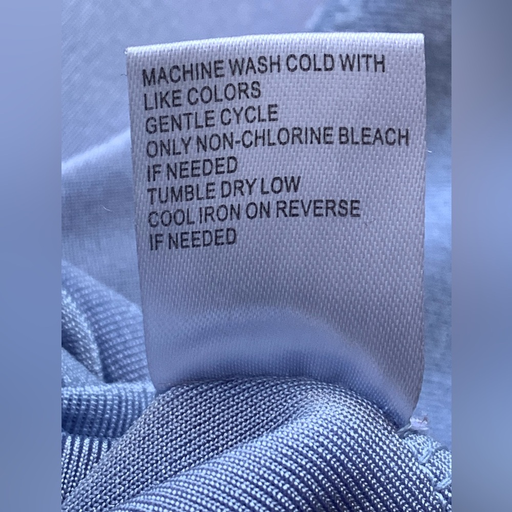 ALMOST FAMOUS Light Blue Long Sleeve Tie Front Tortoise Ring Crop Top Shirt - Picture 8 of 8